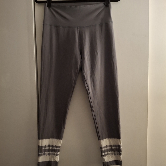 aerie Pants - Aerie Women's High Waist Gray Leggings with White Tie Die